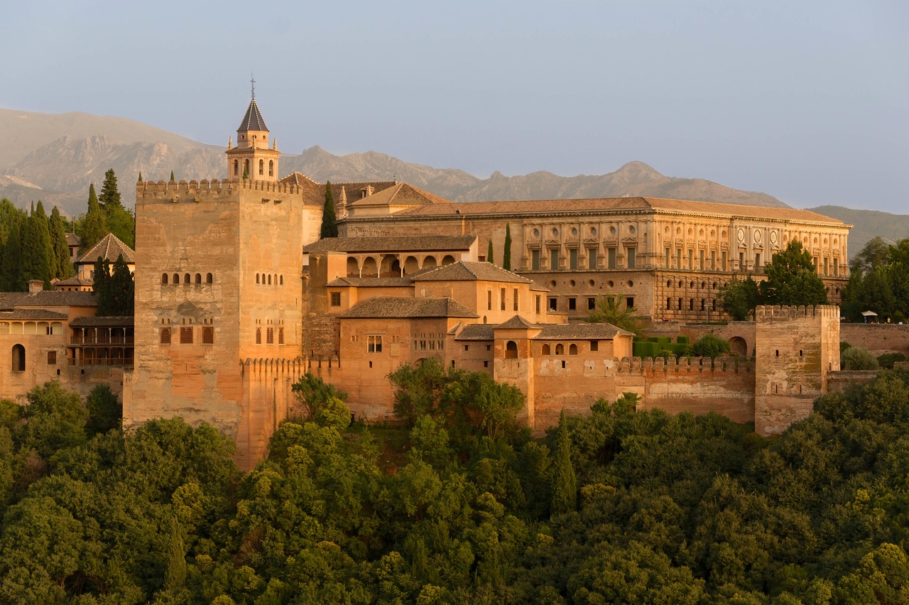 Carlos V: La Historia Detrás del Primer Emperador Español